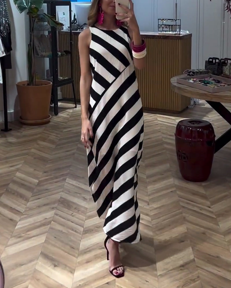Contrast stripe print sleeveless slit dress
