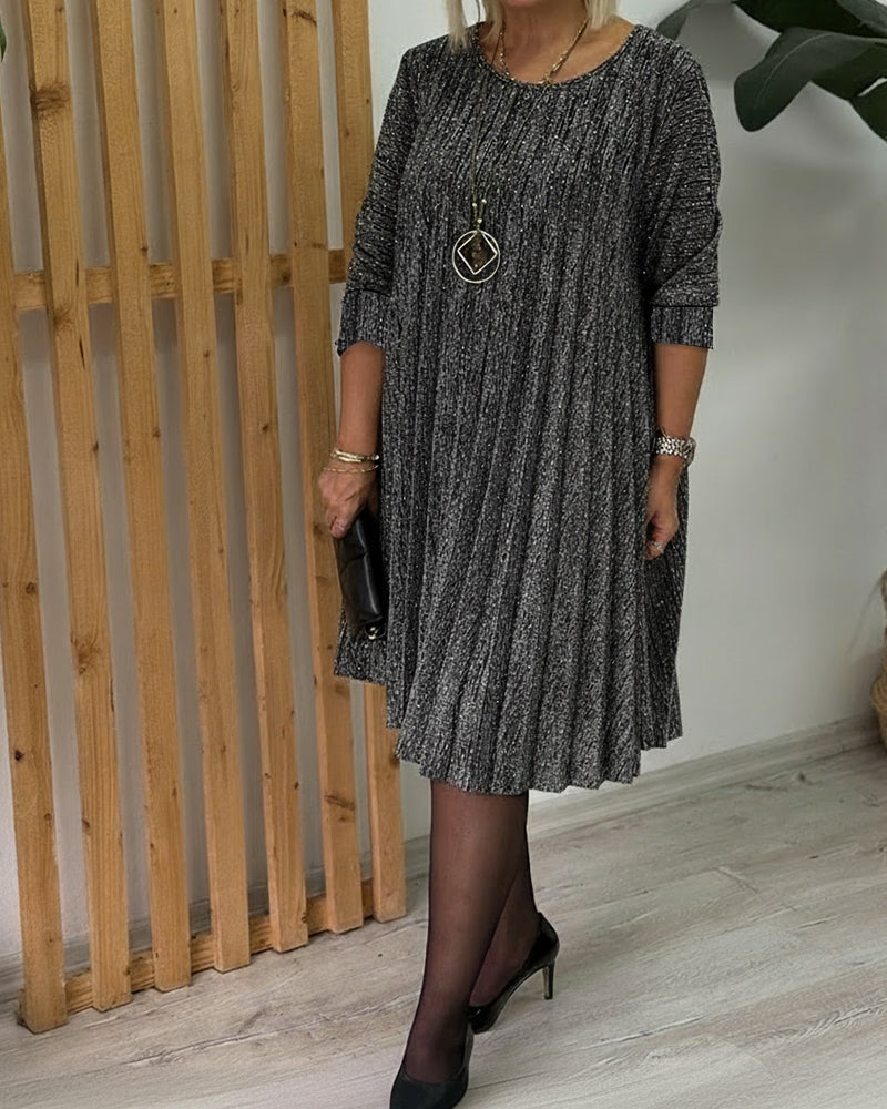 Round Neck Shimmering Pleated Fashion Dress