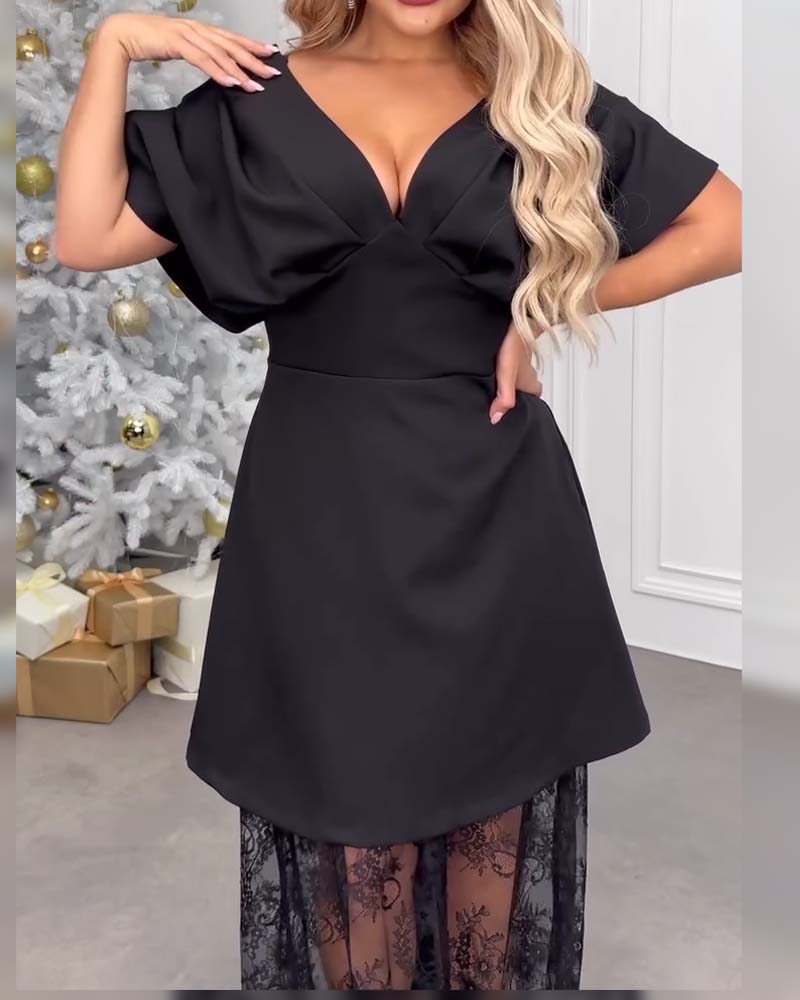 Deep V Fashionable Lotus Lace Skirt Set