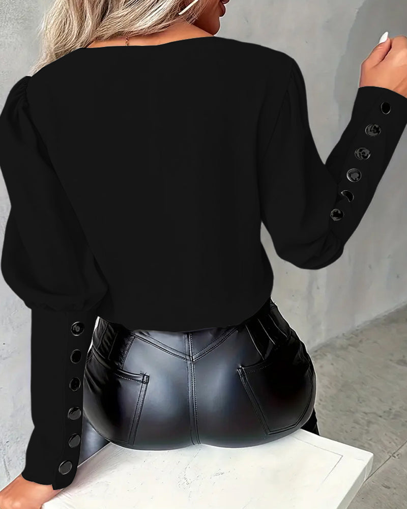 Horseshoe Sleeve V-Neck Contrast Color Top