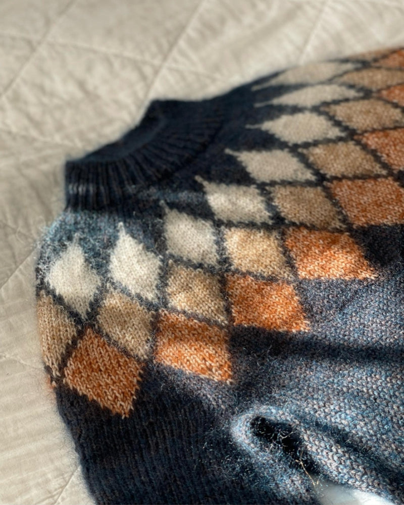 Geometric diamond jacquard pullover