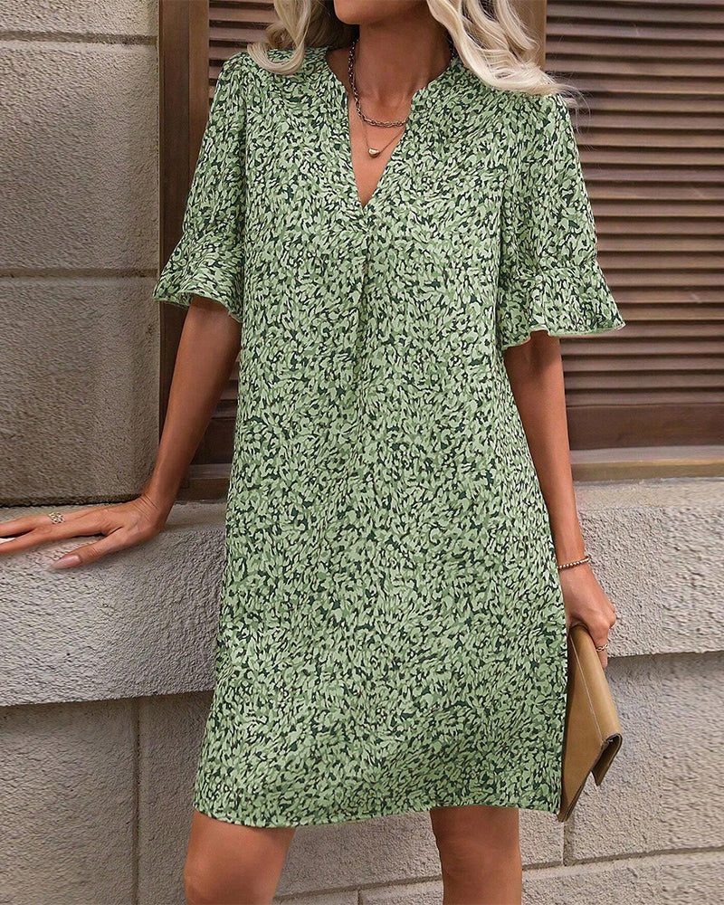 Elegant printed V-neck dress