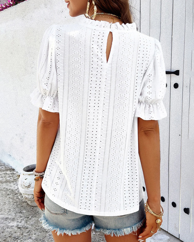 Short-sleeved solid color hollow top