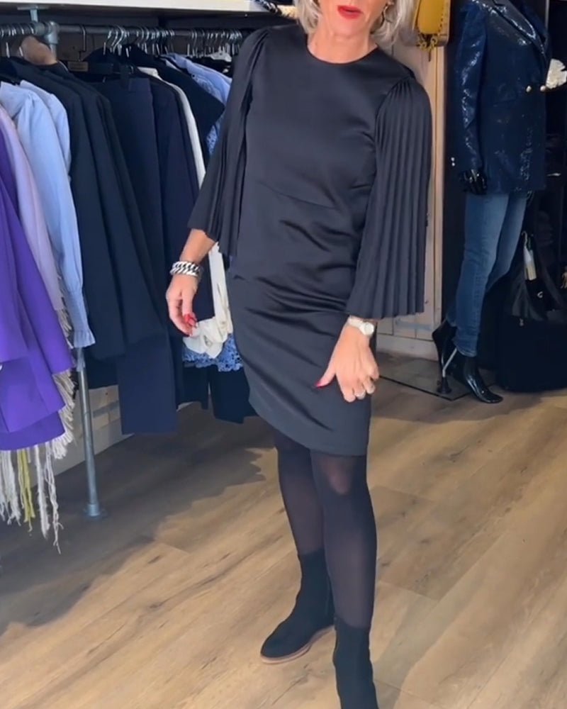 Bell sleeve round neck dress