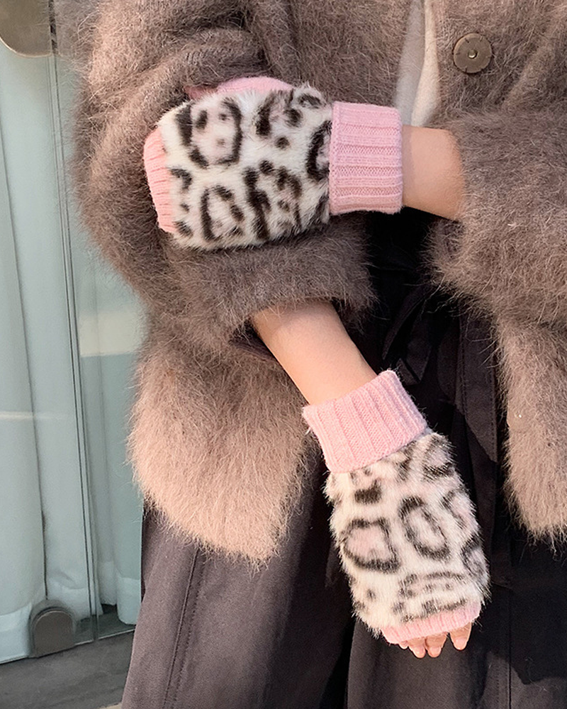 Leopard Print Fur Gloves