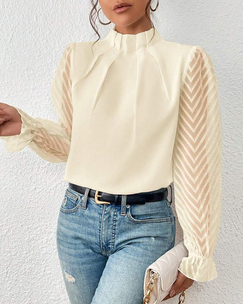 Paneled wave pattern long-sleeved top