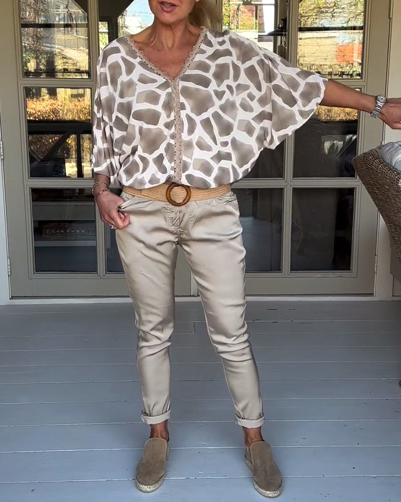 Elegant printed V-neck bat sleeves blouse