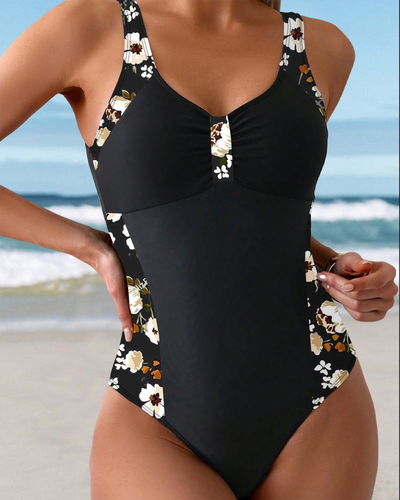 Sleeveless Printed Contrast One-Piece Swimsuit