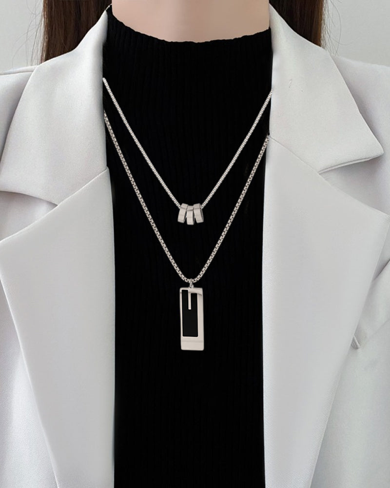 Double long necklace in titanium steel