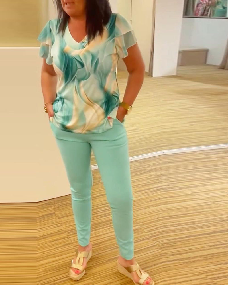 Patchwork ruffle sleeves printed V-neck blouse