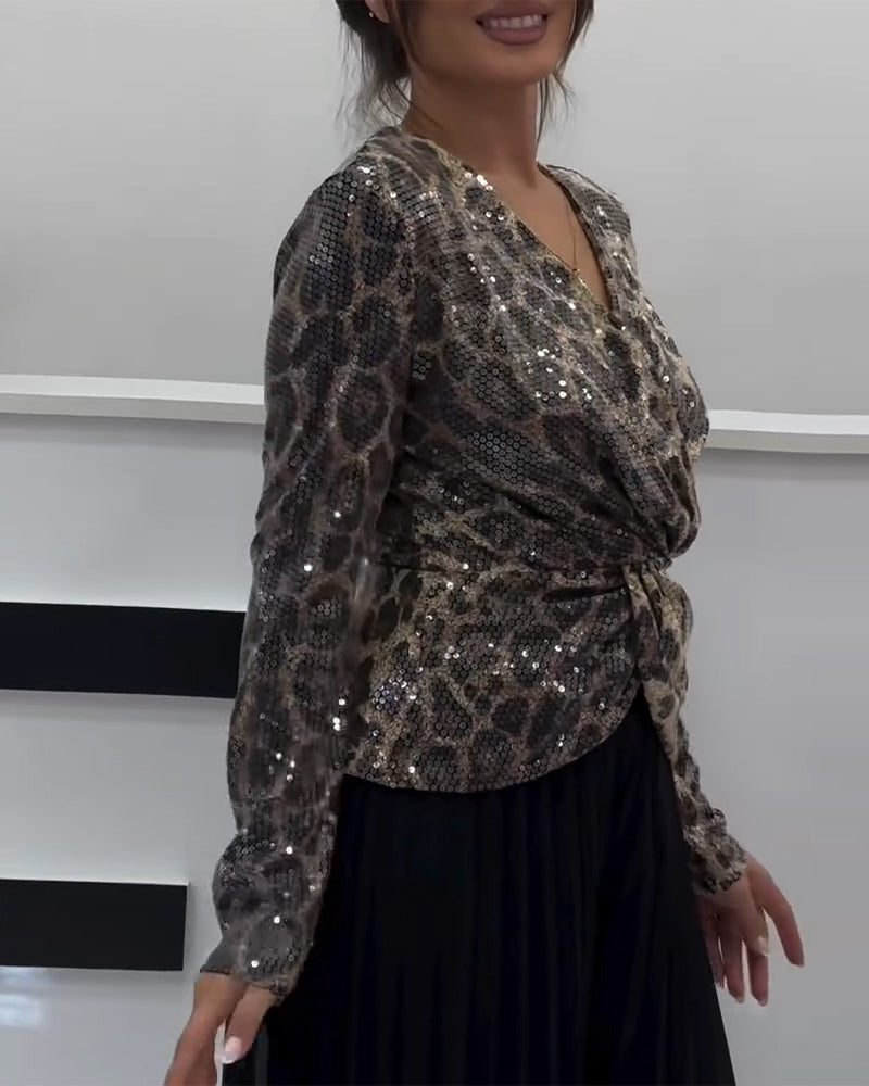 V-Neck Leopard Print Waist Shirt