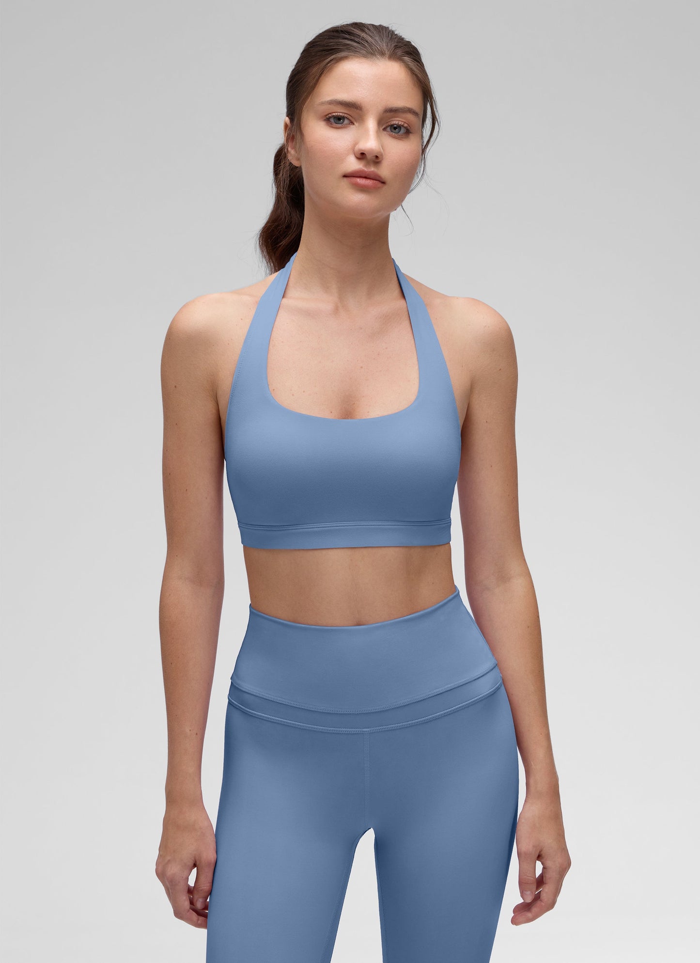 Butterluxe Scoop Neck Open Back Sports Bra