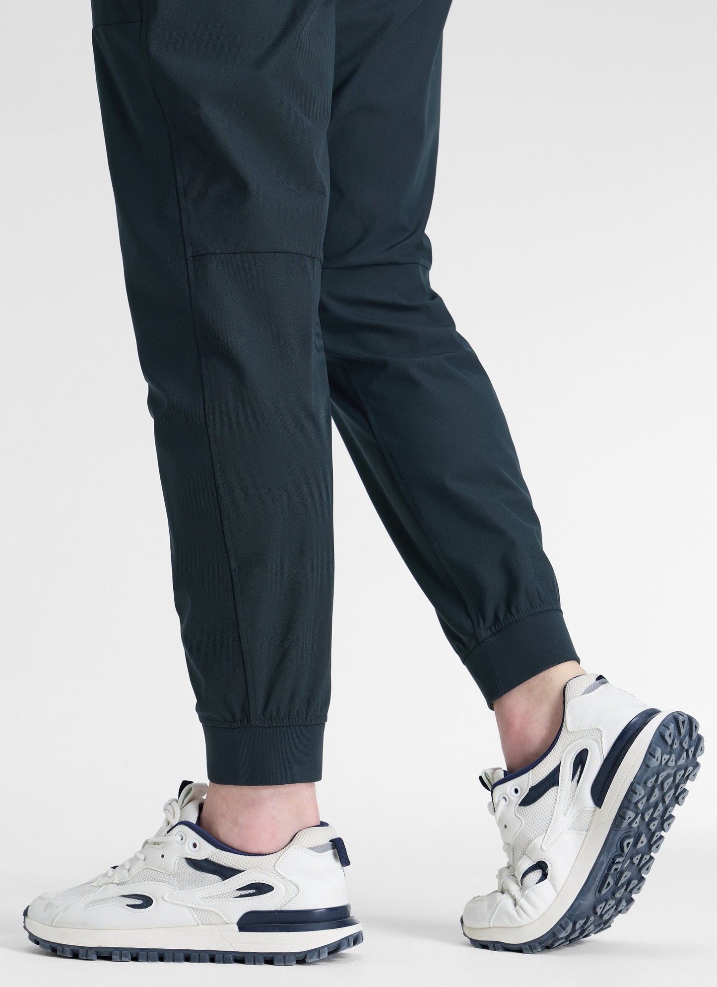 All-Day Comfy Pocket Jogger 28''