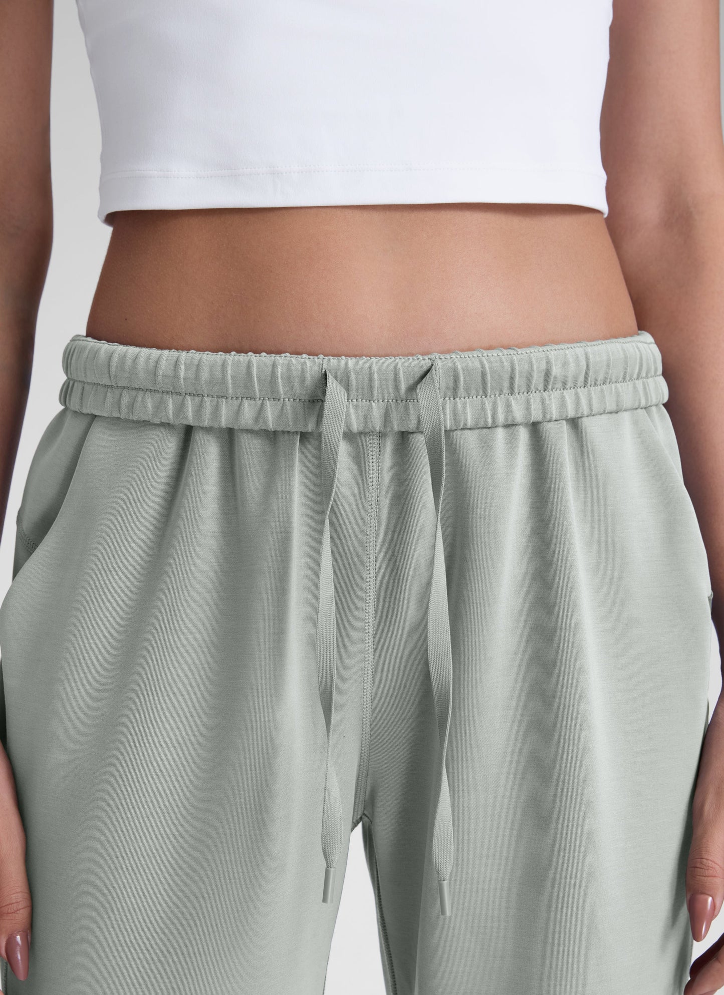 SoftAura High Rise Sweatpant 31''