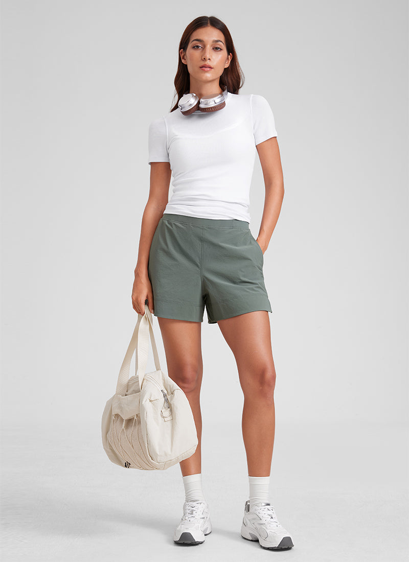 Linerless V Slit Pocket High Rise Short 4"