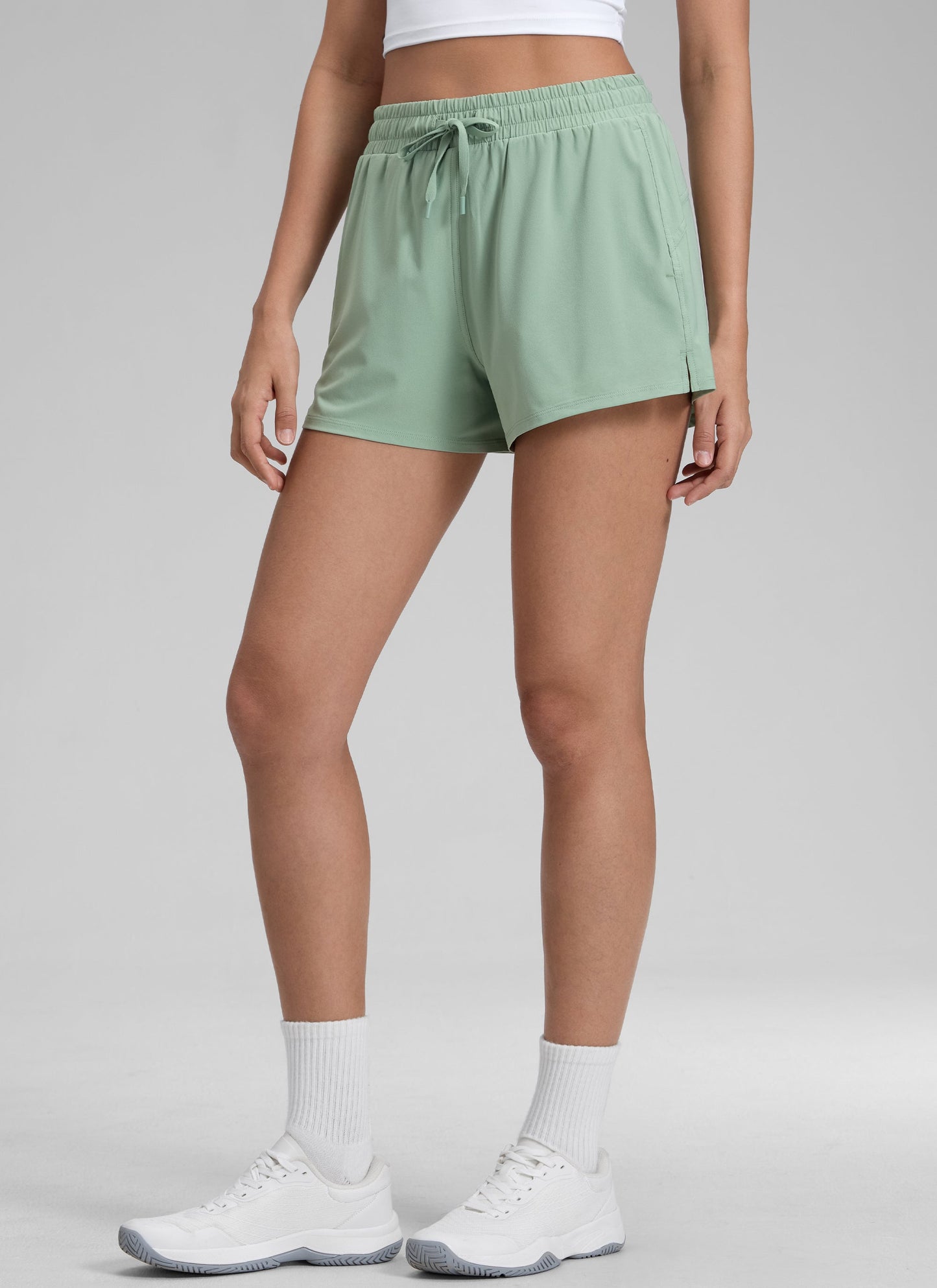 Feathery-Fit Stretchy 2 in 1 High Rise Pocket Short