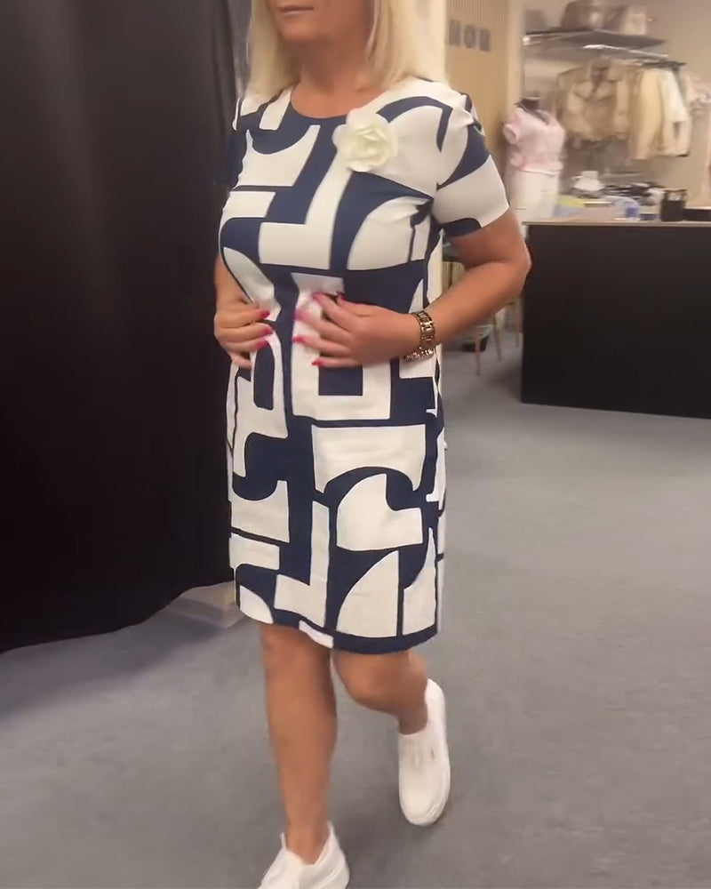 Geometric print pocket crew neck dress