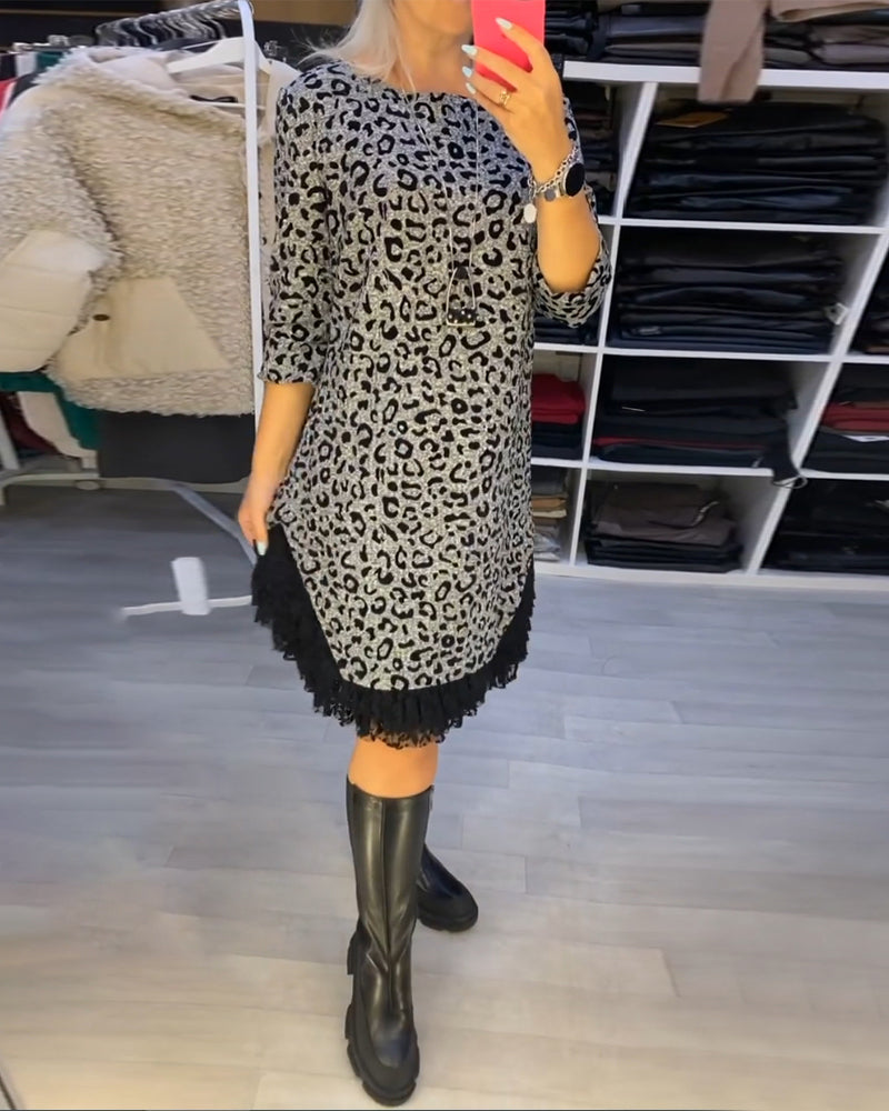 Leopard print slimming dress