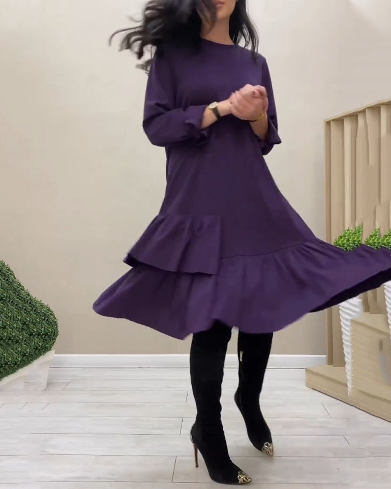 Gentle ruffled knee-length dress