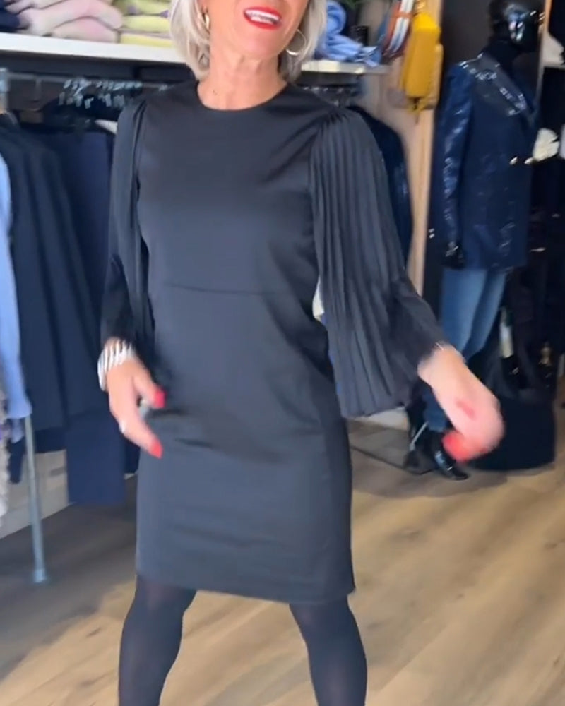 Bell sleeve round neck dress