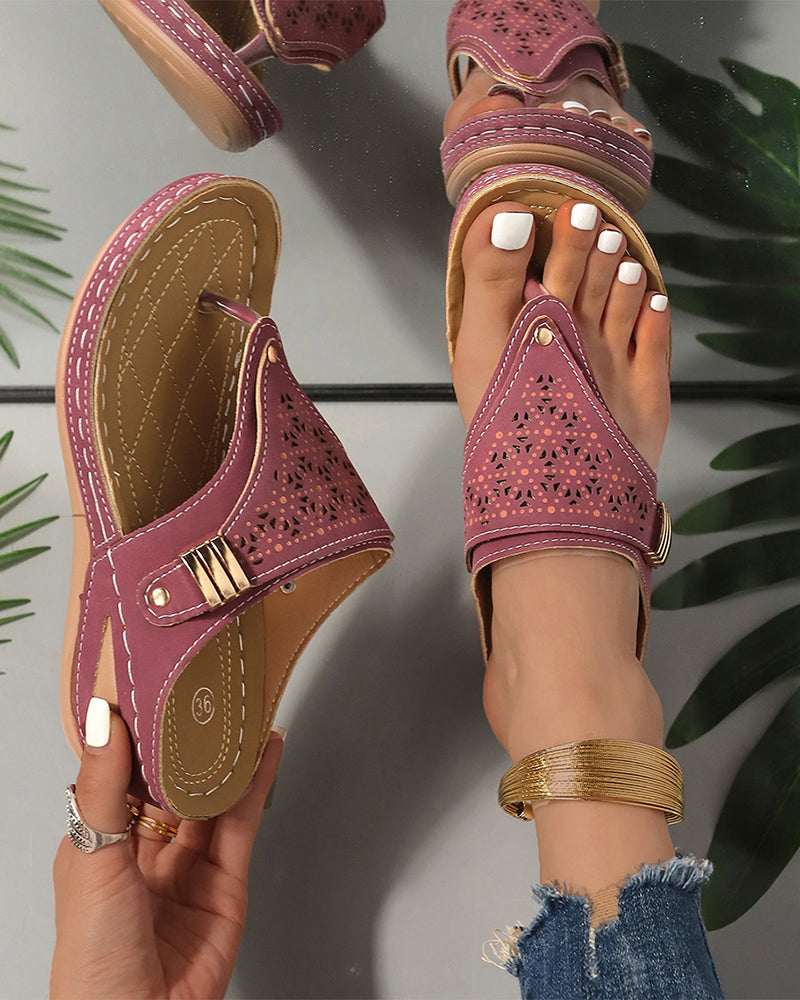 Thick-Soled Hollow Thong Sandals
