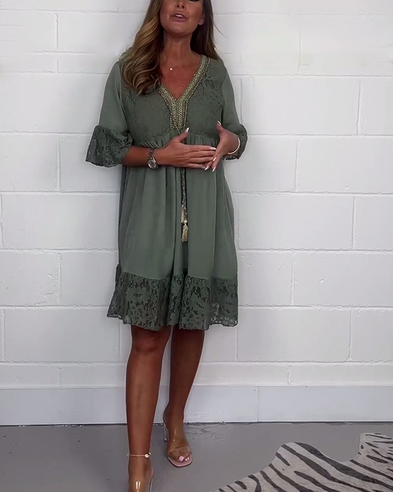 Elegant solid color lace loose V-neck dress