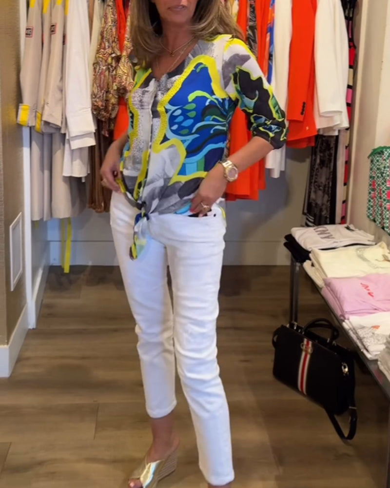 Floral printed V-neck blouse